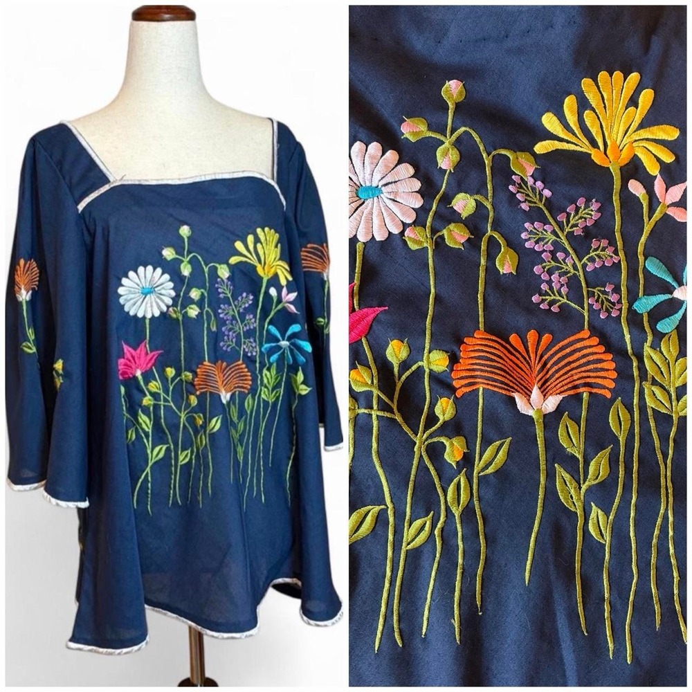 Vintage 70s Floral Embroidered Bell Sleeve Tunic Blouse